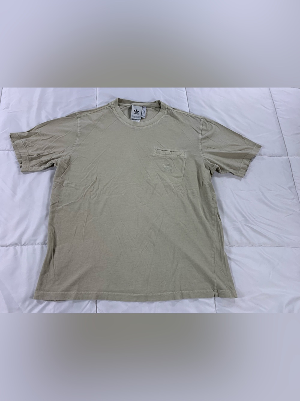 Pre loved ADIDAS shirt mens size L
